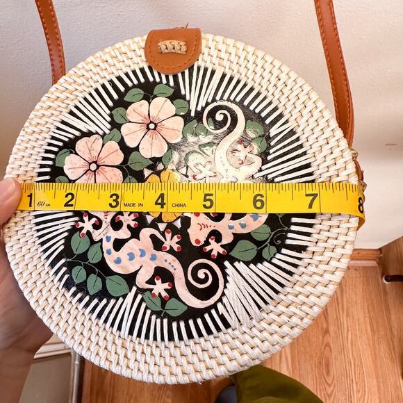 Woven Circle Purse from St. Kits - Picture 7 of 7